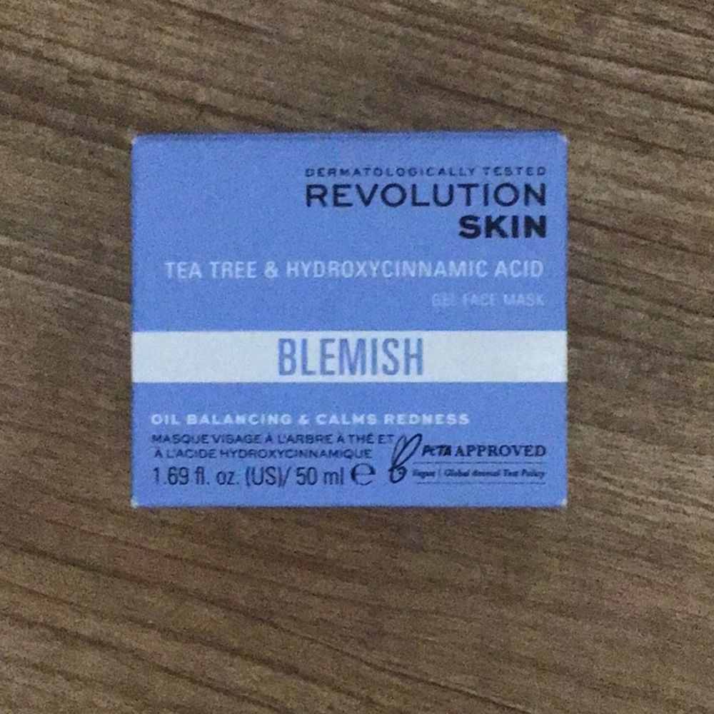 Revolution Blemish Gel Face Mask